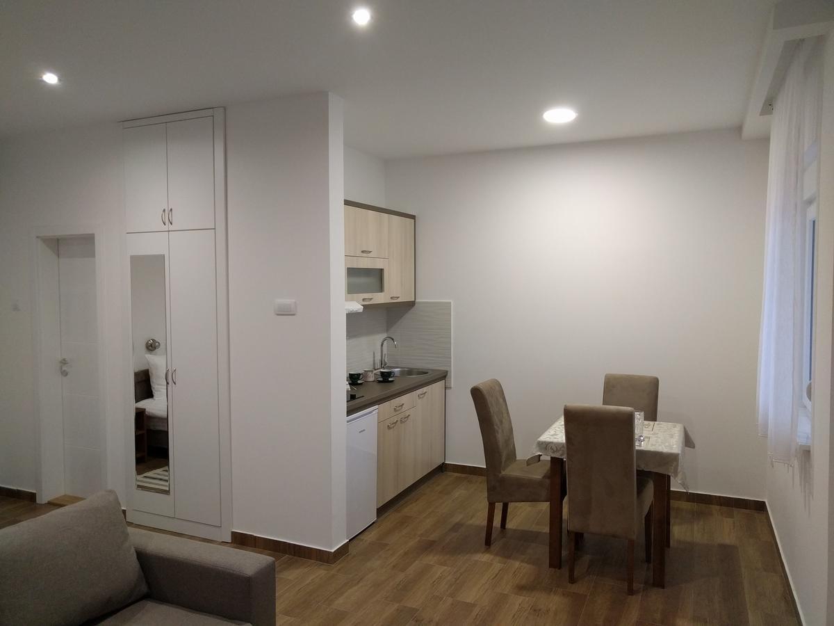 Ferienwohnung Simica Cose Vrdnik Exterior foto