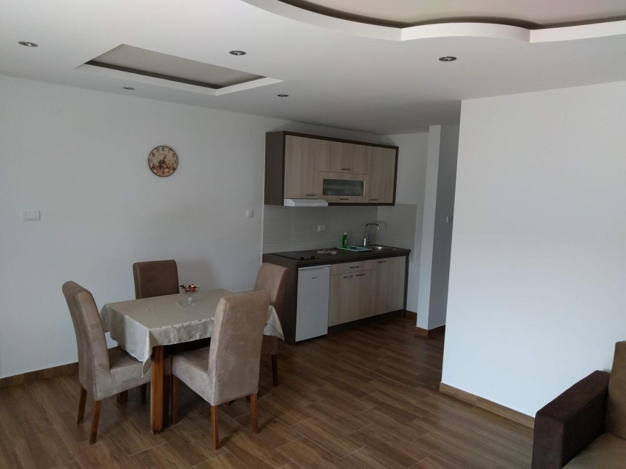 Ferienwohnung Simica Cose Vrdnik Exterior foto