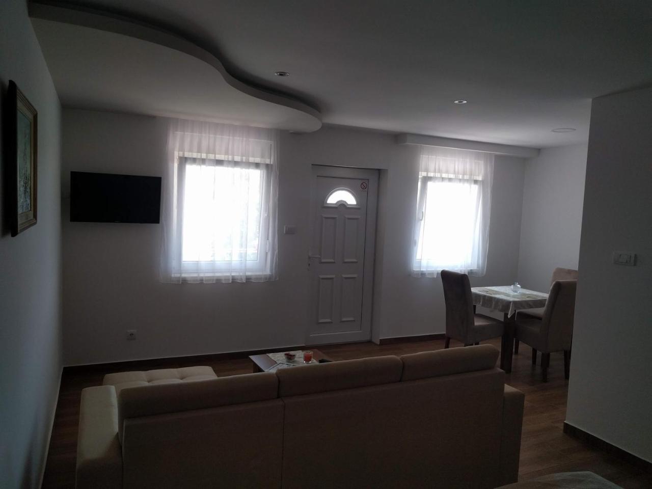 Ferienwohnung Simica Cose Vrdnik Exterior foto