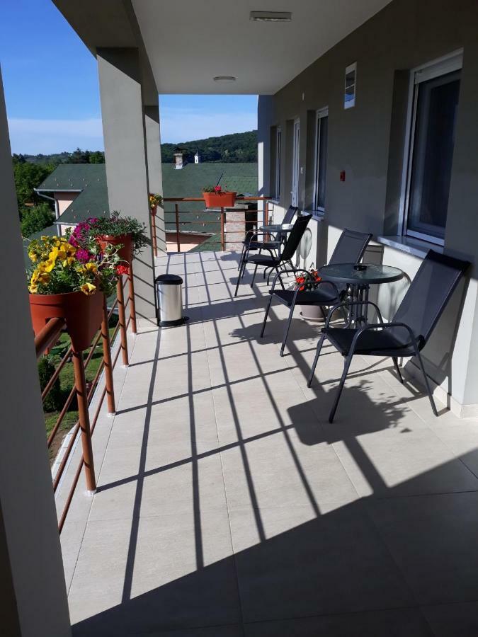 Ferienwohnung Simica Cose Vrdnik Exterior foto